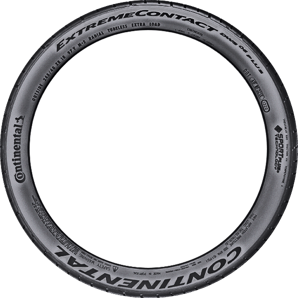 Continental ExtremeContact DWS06 PLUS 235/40R19 tire view 2