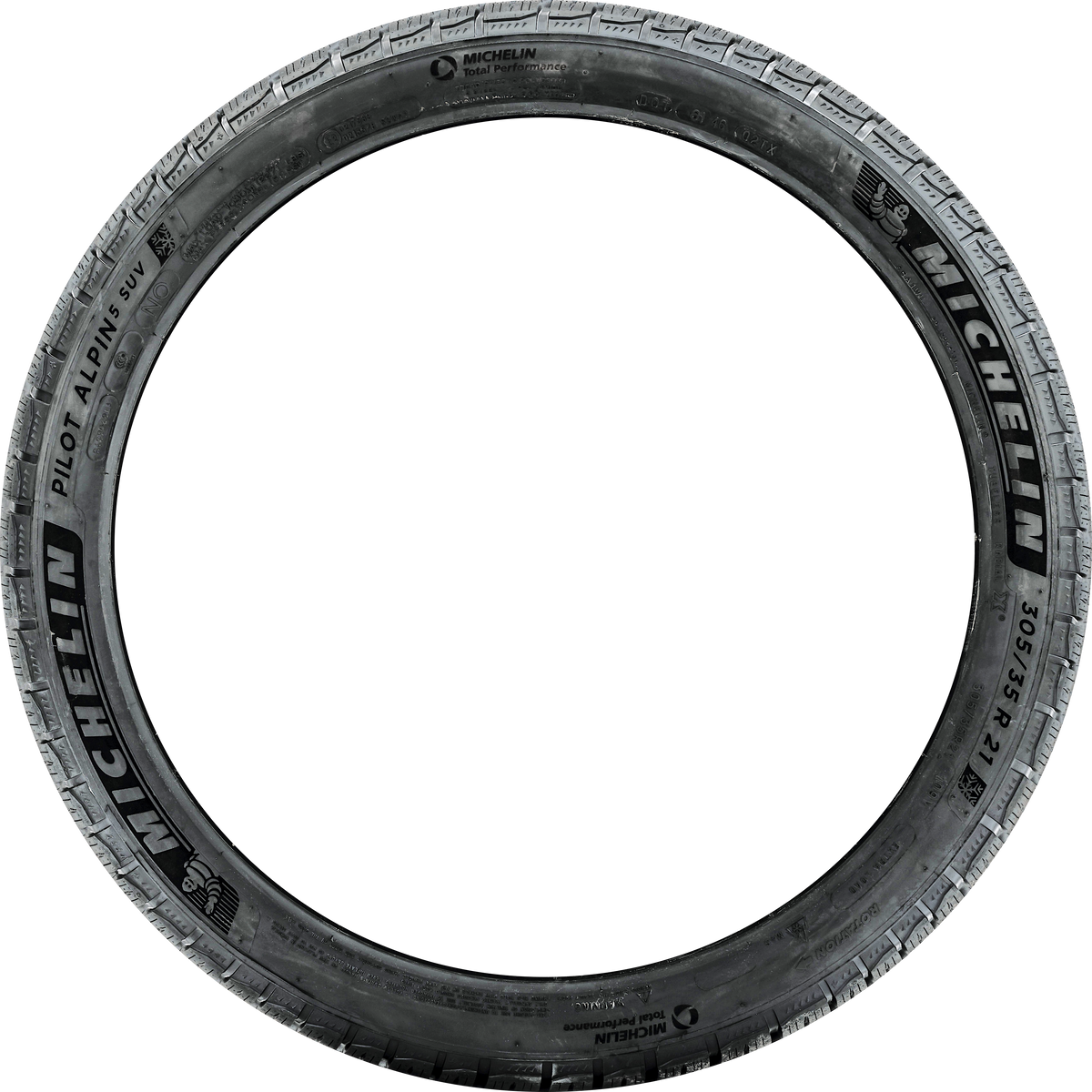 Michelin Pilot Alpin 5 SUV 245/50R19 tire view 2